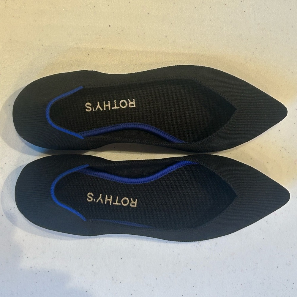 Rothy’s The Pointe black, 6.5 EUC